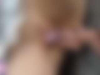 Live cam show with Ivanova - Blue Eyes on Camming Site