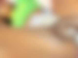EmmaEbony's Live Sex Cam Show