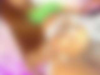 EmmaEbony's Live Sex Cam Show