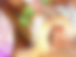 EmmaEbony's Live Sex Cam Show