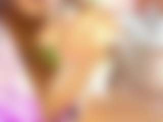 EmmaEbony's Live Sex Cam Show