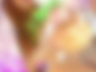 EmmaEbony's Live Sex Cam Show