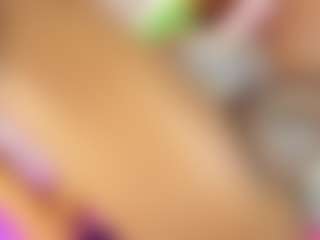EmmaEbony's Live Sex Cam Show
