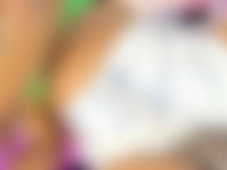 EmmaEbony's Live Sex Cam Show