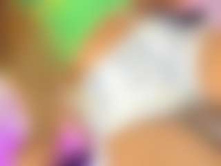 EmmaEbony's Live Sex Cam Show