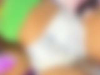 EmmaEbony's Live Sex Cam Show