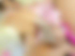 EmmaEbony's Live Sex Cam Show