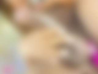 EmmaEbony's Live Sex Cam Show