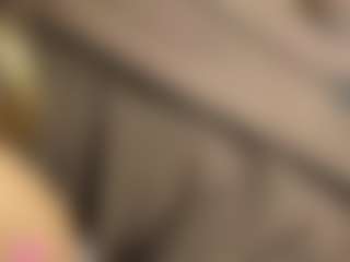 Live cam show with EmmaEbony - Small Tits on Camsoda