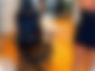 Mileysin1111's Live Sex Cam Show