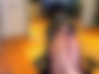 Mileysin1111's Live Sex Cam Show