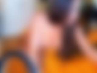 Mileysin1111's Live Sex Cam Show