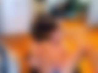 Mileysin1111's Live Sex Cam Show