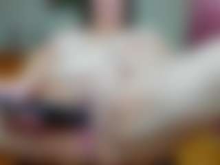 BubbleEmma's Live Sex Cam Show