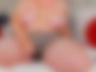 Live cam show with BubbleEmma - Sexwebcam MILF on Camsoda