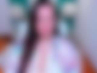 BubbleEmma MILF webcam performer live streaming