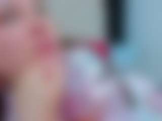 BubbleEmma MILF webcam performer live streaming