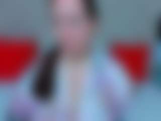 Live cam show with BubbleEmma - Oil on TeamSkeetLive
