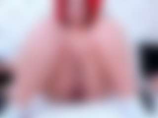 Live cam show with BubbleEmma - Butt Plug on Camsoda Late Night