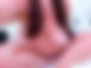 BubbleEmma MILF webcam performer live streaming