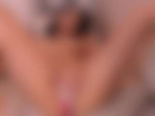 Live cam show with cherry-thompson - Brown Eyes on Camsoda