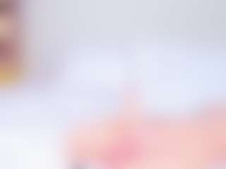 Live cam show with Jessy-Evanss - Facial Piercings on Soda Cam