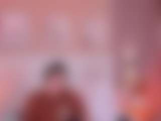 Live cam show with Jessy-Evanss - Athletic Public on CamClone