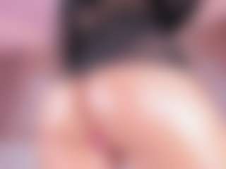 Live cam show with Jessy-Evanss - Erotic Dance on Camsoda