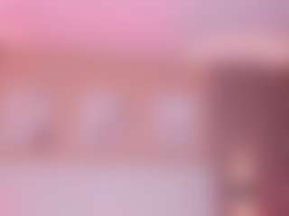 Live cam show with Jessy-Evanss - Nipple Piercings on Milfs Live