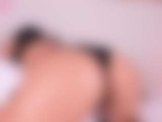 Live cam show with Jessy-Evanss - Ass Bouncing on PervPlay.com