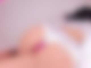Live cam show with Jessy-Evanss - Athletic Young Adult on Camsoda