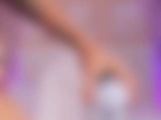Live cam show with Jessy-Evanss - Small Tits on CamClone