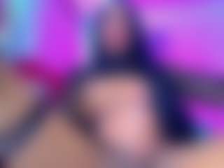 Live cam show with KaylaaSex - Tease on Camsoda