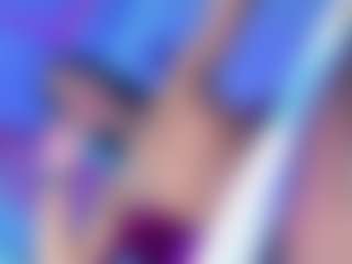 Live cam show with KaylaaSex - Black Hair on Camsoda