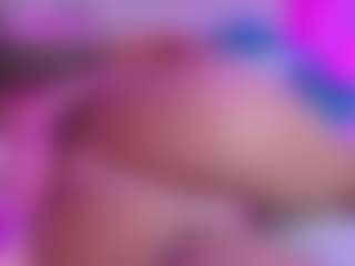 Live cam show with KittyNicolle - Amateur on Camsoda
