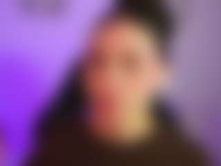 Live cam show with AliceHarperX - Living Room on Hubzter Live