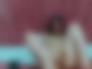 chloe-angel's Live Sex Cam Show