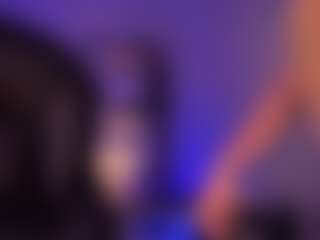 Live cam show with HannaConnorX - Small Ass on CamwithHer