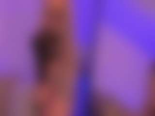 Live cam show with HannaConnorX - Small Ass on Hubzter Live