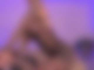 Live cam show with HannaConnorX - Small Ass on Gym Cam Girls