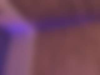 Live cam show with HannaConnorX - Small Ass on Camsoda