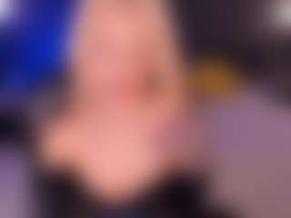 Live cam show with HannaConnorX - Living Room on Latina Girls
