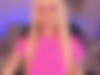 Live cam show with HannaConnorX - Camel Toe on SinfulBabes