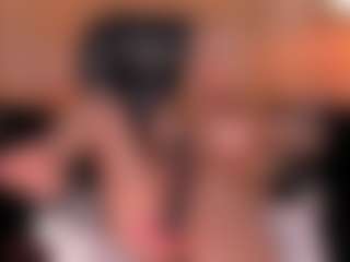Live cam show with HannaConnorX - Living Room on TeamSkeetLive