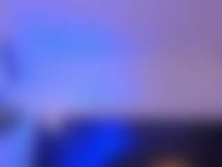 Live cam show with HannaConnorX - Living Room on Camsoda