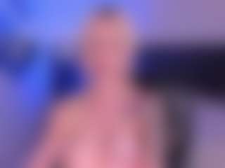 HannaConnorX's Live Sex Cam Show