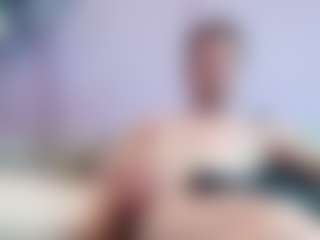 Live cam show with Hocthus - Muscular on parknlotfishbdy