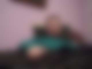 Live cam show with Hocthus - Blowjob on Milfs Live