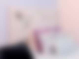Live cam show with KylieBenson - Red Hair on Fapmatic.com