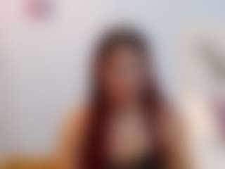 Live cam show with KylieBenson - Camel Toe on Camming Site
